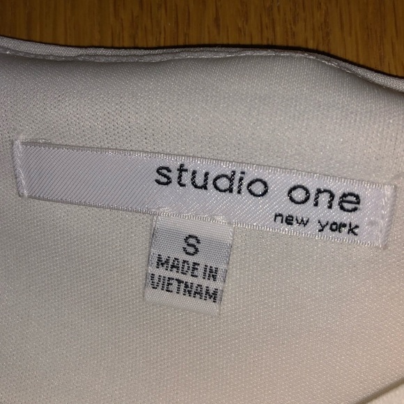 Studio Nine Dress size S - Picture 2 of 4